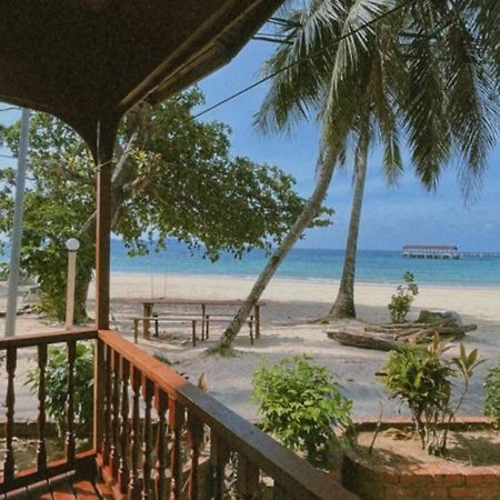Salang Sayang Resort , Pulau Tioman Kampong Ayer Batang Buitenkant foto